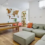 Casa D'alagoa Hostel *